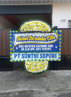 Papan Bunga Duka di Bunga Mas