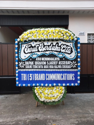 Papan Bunga Duka di Bunga Mas
